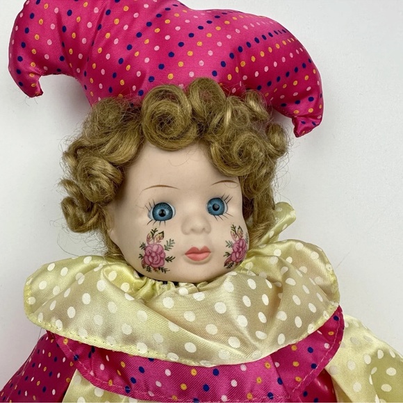 Art Mark 18” Jester Doll Clown Girl Painted Porcelain Face Legs Arms Cloth Body - Picture 5 of 14